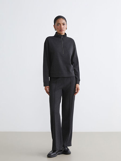 Dik Yaka Desenli Soft Touch Kad?n Sweatshirt