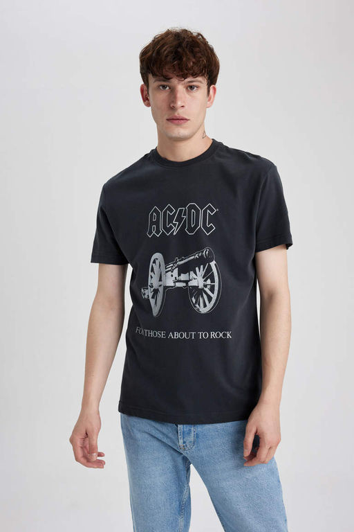 Футболка AC/DC стандартного кроя с круглым вырезом и короткими рукавами - Defacto фото 3