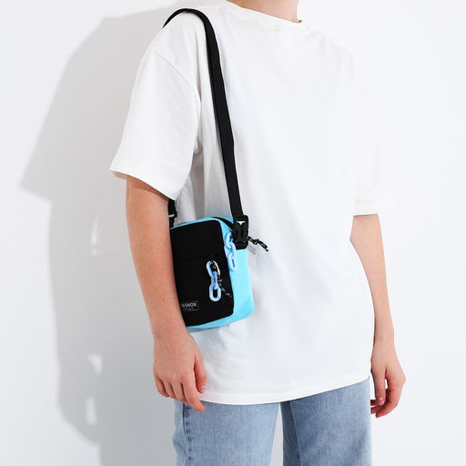 Сумка молодёжная на молнии, 1 наружный карман, цвет чёрный/голубой - Simaland фото 7