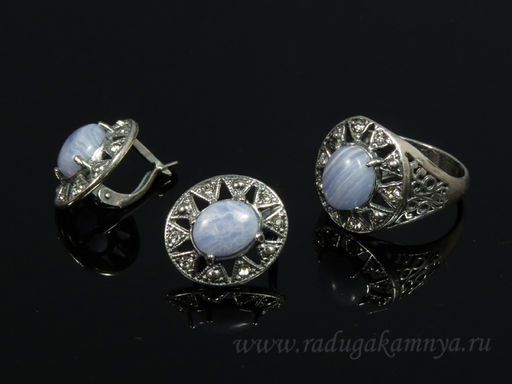Кольцо Серьги с голубым агатом имитация ( сапфирин ) размер 18