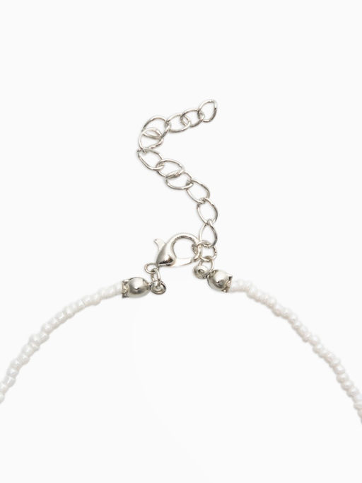 Чокер "Морской мир" из ракушек, цвет белый в серебре