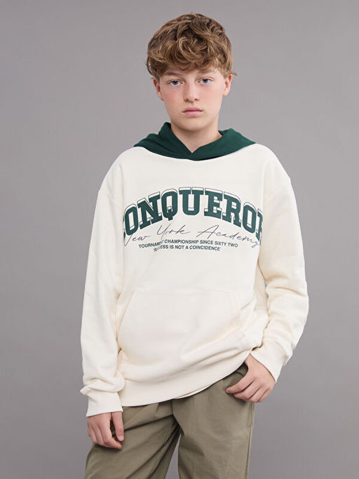 Kap??onlu Erkek ?ocuk Sweatshirt
