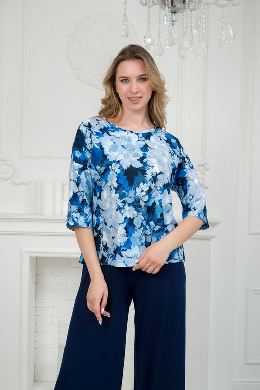 Костюм женский из кофты с рукавом 3/4 и брюк из вискозы Элеонора синие цветы