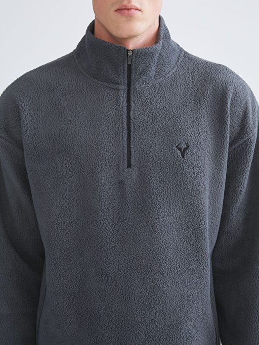 Dik Yaka Uzun Kollu Polar Erkek Sweatshirt