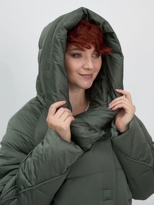 Куртка зимняя женская с капюшоном модная цвета хаки 7651Kh - Visdeer фото 9