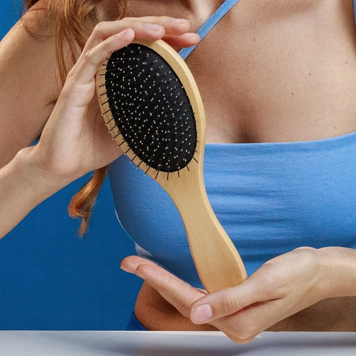 Расчёска массажная, деревянная, 8.2×23.3(±1) см