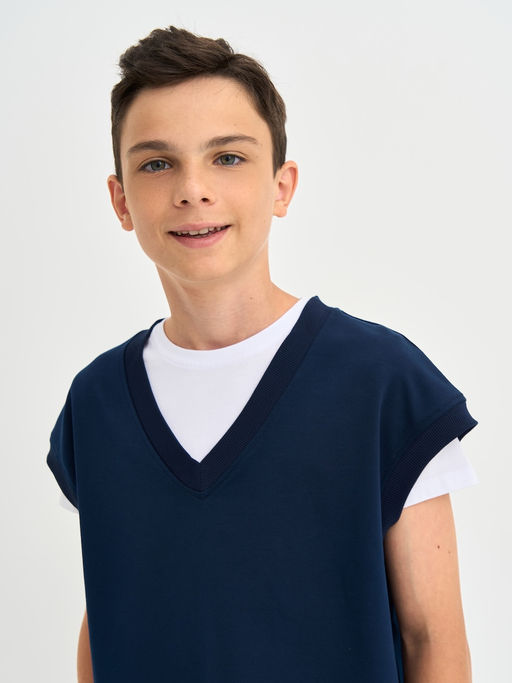 Темно-синий жилет