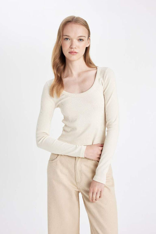 Женская классная однотонная футболка с длинными рукавами и U-образным вырезом в рубчик - Defacto фото 4