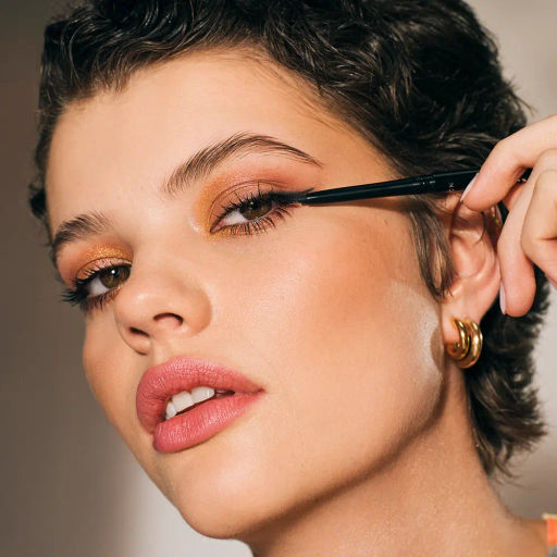 Карандаш для глаз Ultra Colour