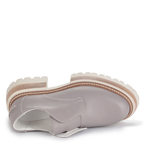 Лоферы женские