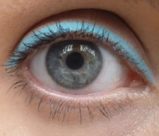 El Corazon карандаш для глаз 125 Azure