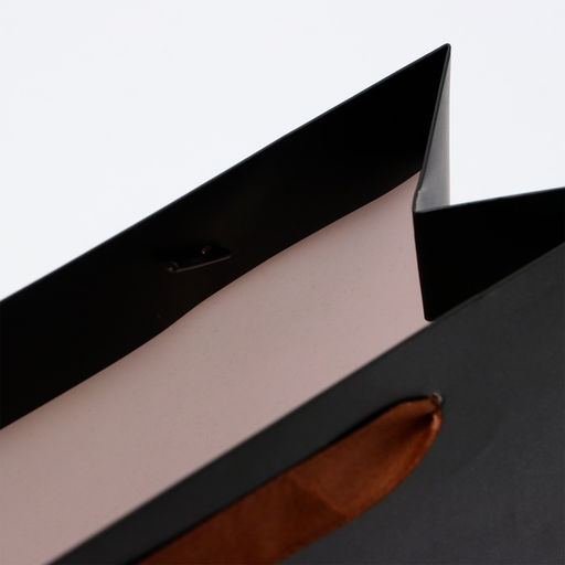 Пакет подарочный ламинированный горизонтальный «Черный», ML 27×23×11.5 см