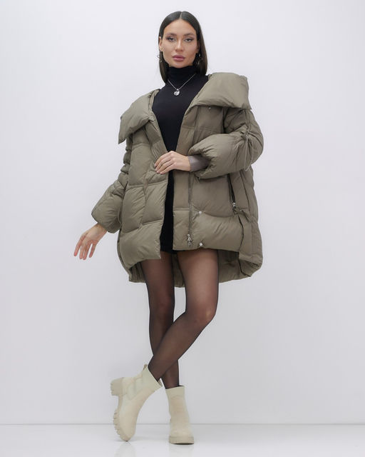 Куртка зимняя женская с большим капюшоном модная коричневого цвета 7739K - Visdeer фото 19