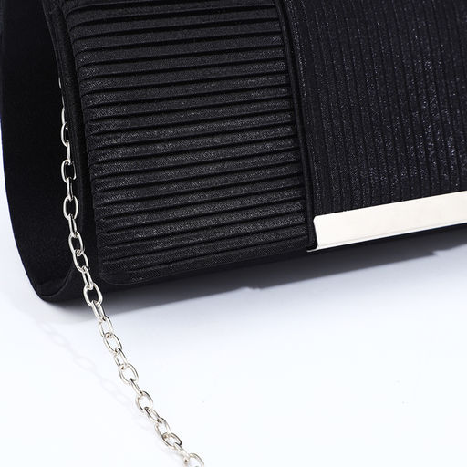 Сумка-клатч женская на магните, на длинной цепочке, чёрная