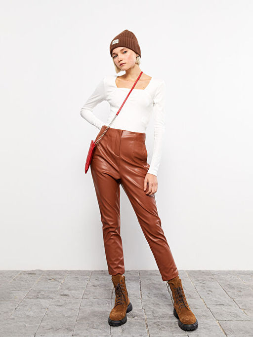 Dar Fit Deri G?r?n?ml? Kad?n Pantolon