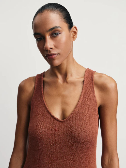 Платье из фактурной таки с V-образным вырезом / Zarina  фото 6