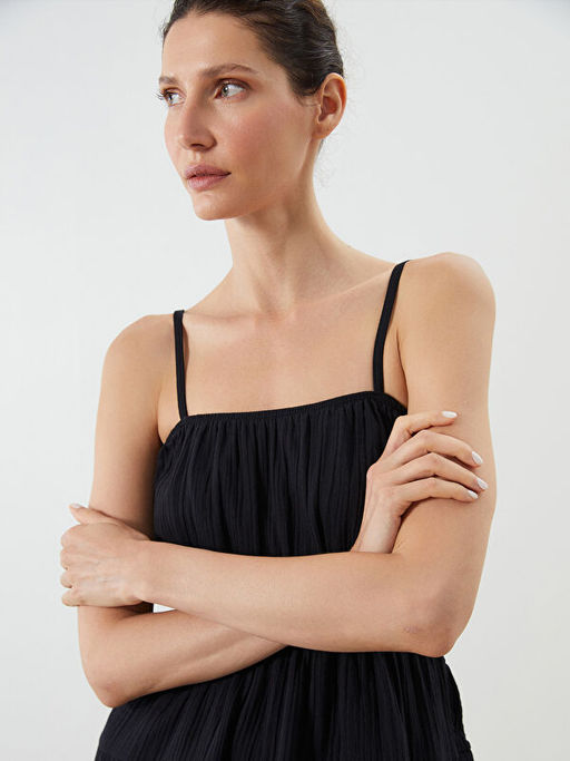 Kare Yaka Dokulu Katkat Mini Elbise