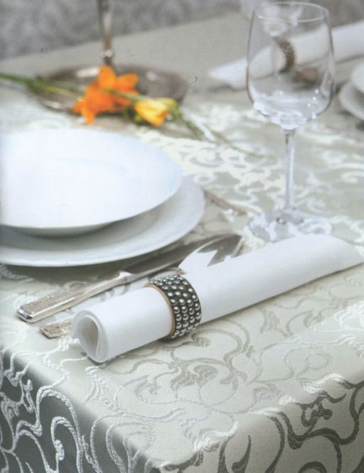 Скатерть арт. 12987/1/150, ВЕРСАЛЬ, цвет ШАМПАНЬ, тефлоновая скатерть, размеры 150 см х 250 см