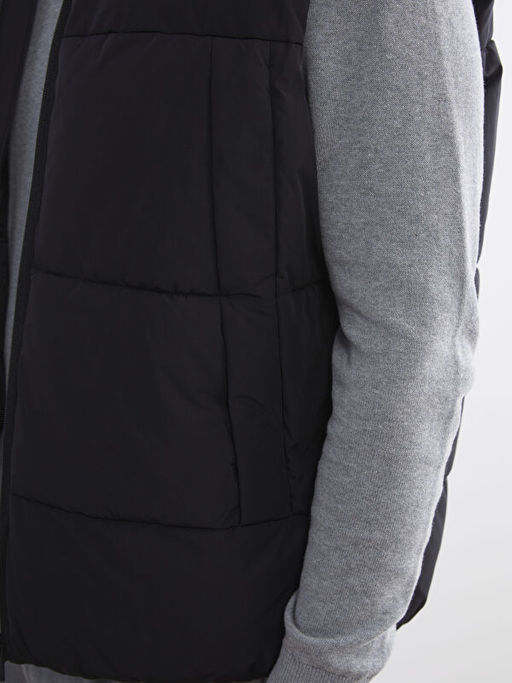 Standart Kal?p Kap??onlu Erkek ?i?me Yelek