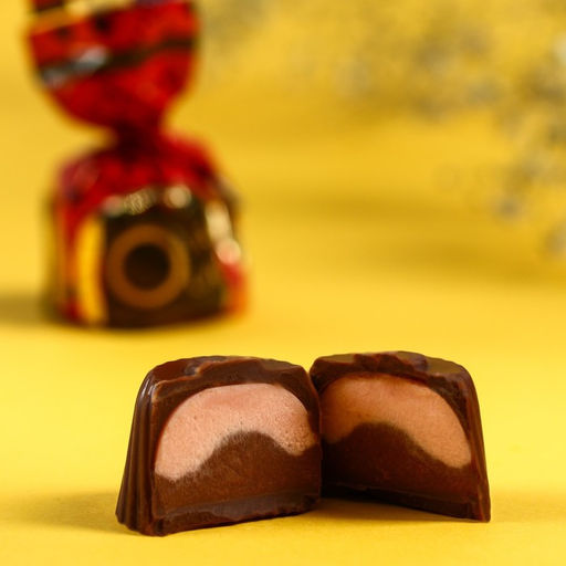 Подарочный набор Весенний день: чай 50 г, конфеты 100 г - Фабрика счастья фото 2