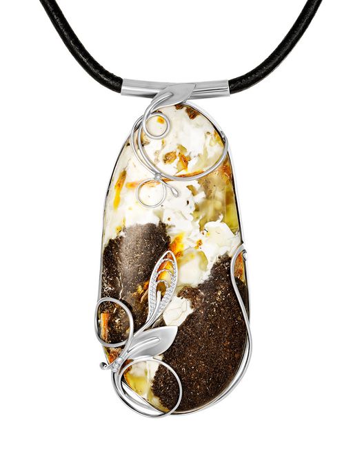 Эффектное крупное колье из серебра с подвеской из текстурного янтаря Филигрань