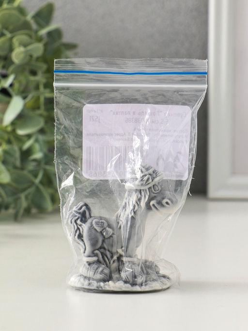 Сувенир "Лошадь в лаптях" 6,5 см