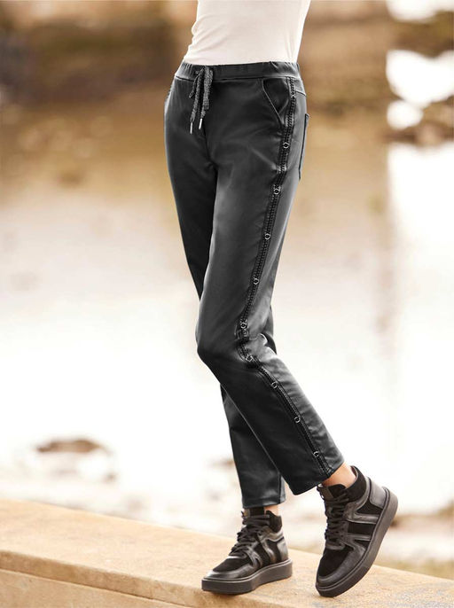 Брюки с иск. кожей, черные - Heine фото 2