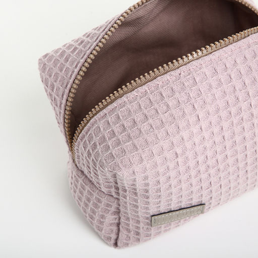Косметичка женская на молнии TEXTURA, объёмная, средняя, мягкая, вафельная текстура, пыльно-розовая  фото 9