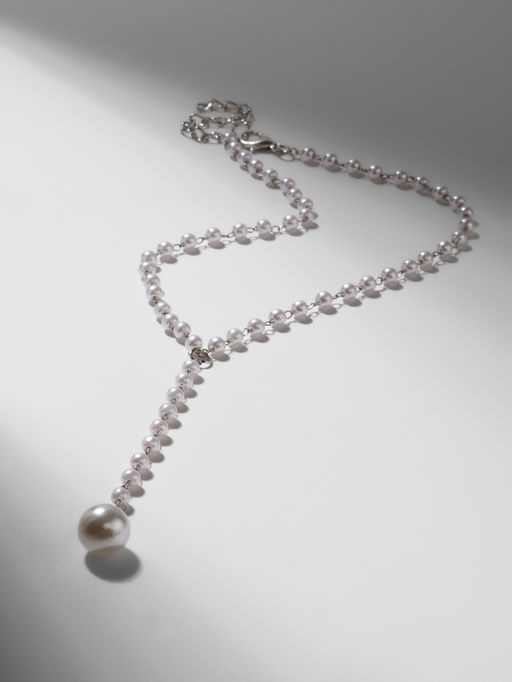 Колье с жемчугом Олимпия, белое в серебре, 32 см