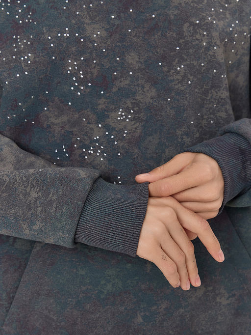 Худи женское серое с потертостями - Mark formelle фото 6