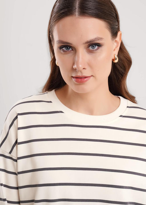 267091/195кнт Джемпер жен. (ЧЗ)