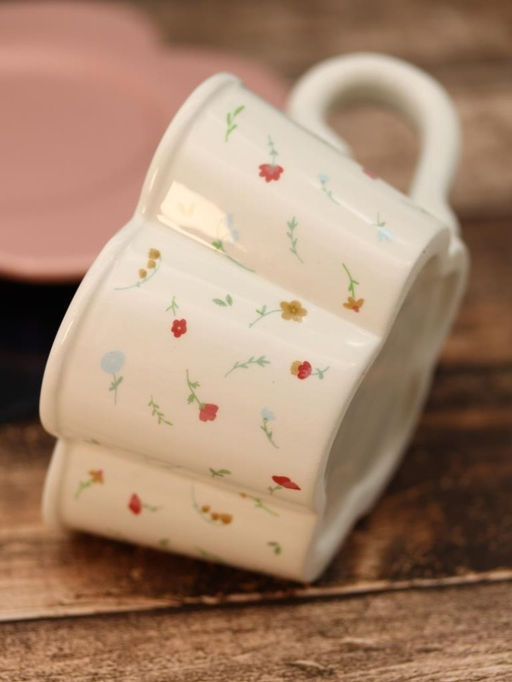 Кружка керамическая с блюдцем Cozy dishes, white