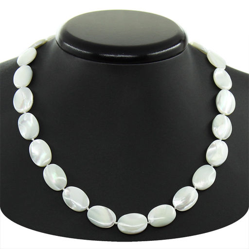 Перламутр белый (Индонезия), плоские овалы 13х18мм, бусы 44...48см