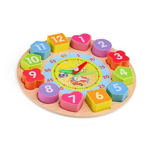 Часы с объемными вкладышами в пакете