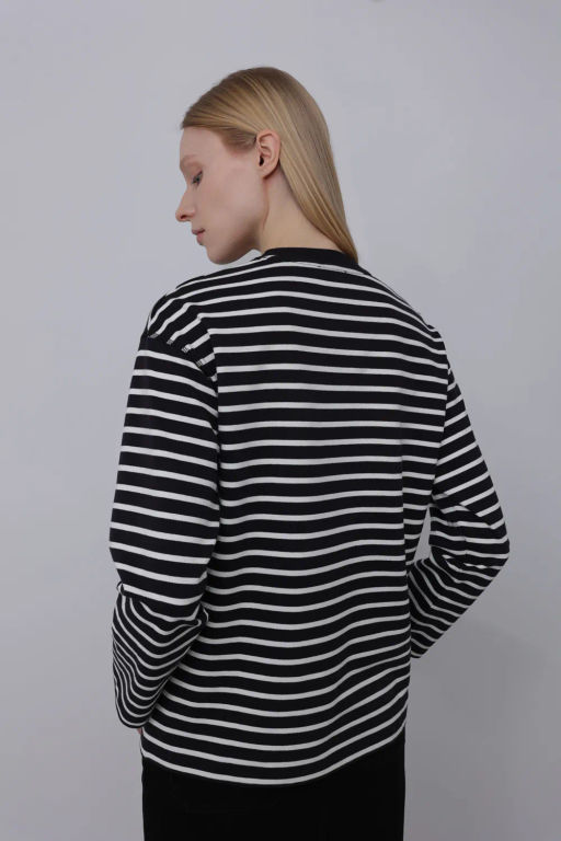 Черно-белый лонгслив в горизонтальную полоску - Incity фото 4