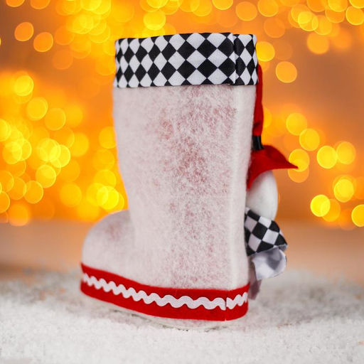 Конфетница Сапожок, с объёмным снеговичком в шляпе, вместимость 400 г, цвет белый - Страна карнавалия фото 2