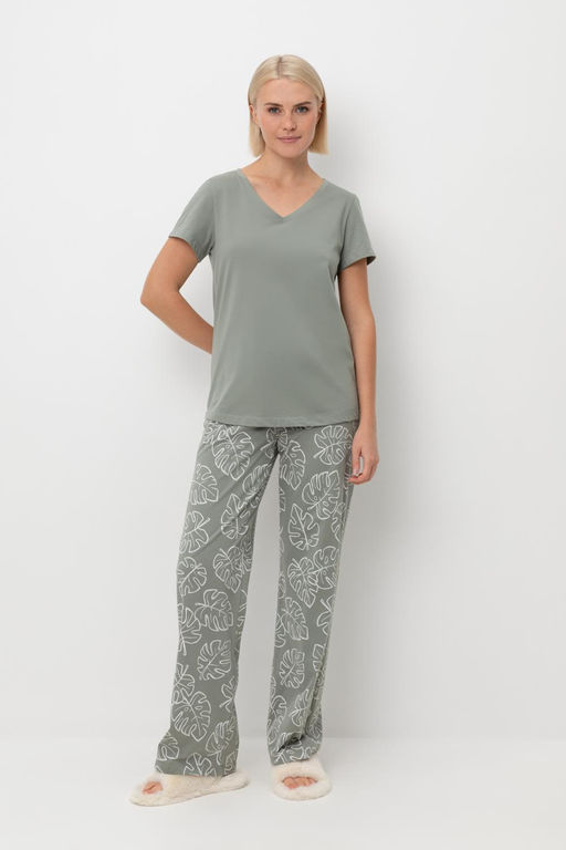 Е 20075/24/зеленый чай,тропические листья пижама жен