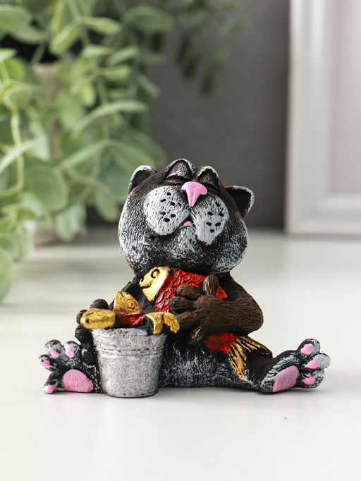 Фигурка полистоун «Кот на рыбалке», 10 см