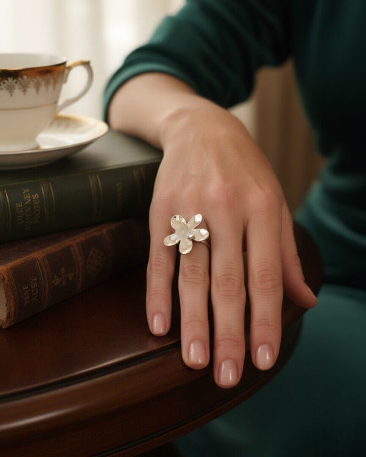 Кольцо с белым серебрением