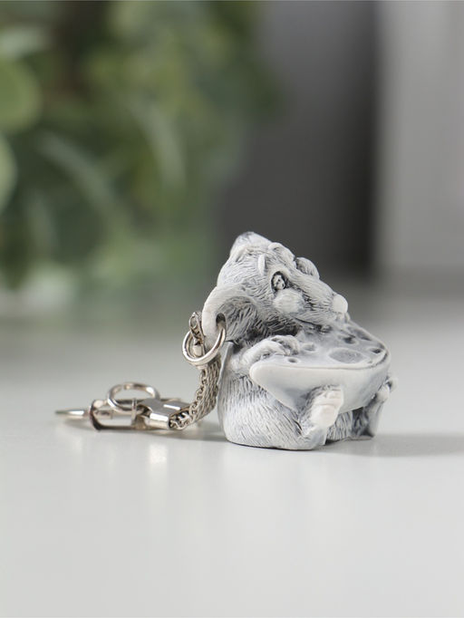 Брелок "Крыс маленький с сыром", 3,4см