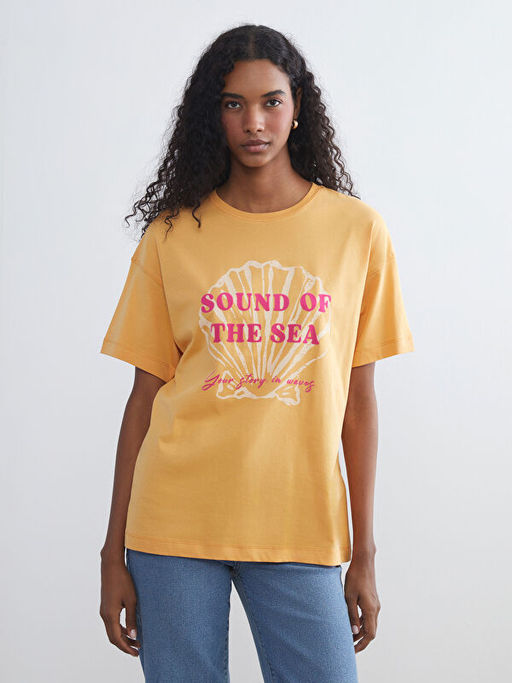 Bisiklet Yaka Bask?l? Oversize Kad?n Ti??rt