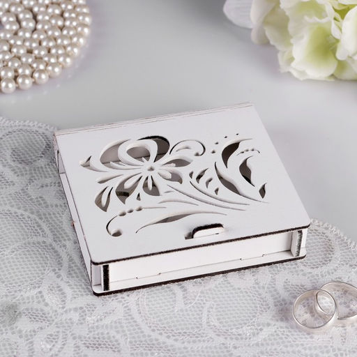 Шкатулка под кольца Хохлома, белый, 10х9,5х2,6 см