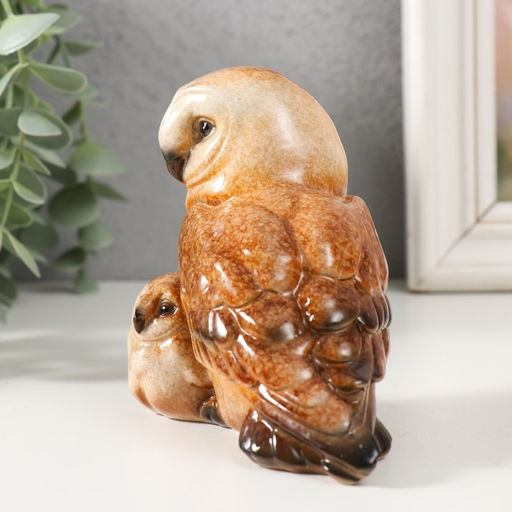 Фигурка полистоун лак «Обыкновенная сипуха (сова) с детёнышем», 11.5×6.5×10.2 см