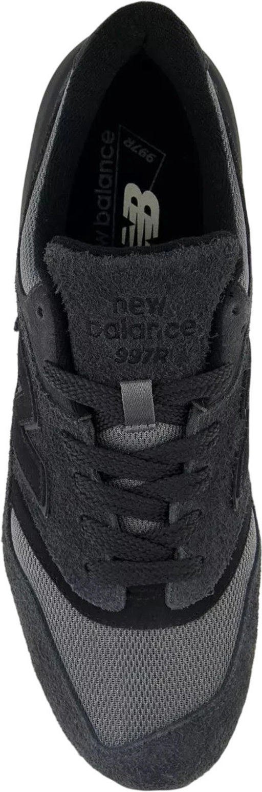 Кроссовки взрослые