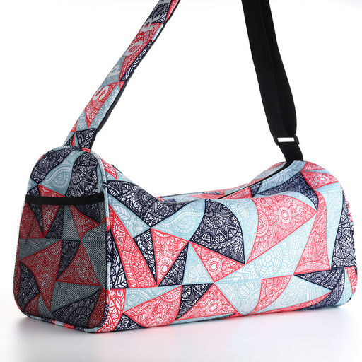 Сумка спортивная на молнии TEXTURA, боковой карман-сетка, регулируемый ремень, средний размер, красная