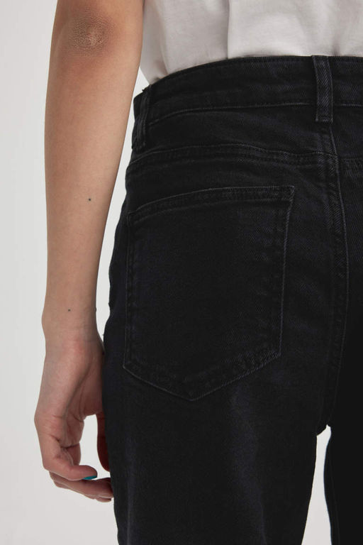 Lina Comfort Mom Fit Высокая удобная посадка Легкие узкие джинсовые брюки длиной до щиколотки - Defacto фото 5