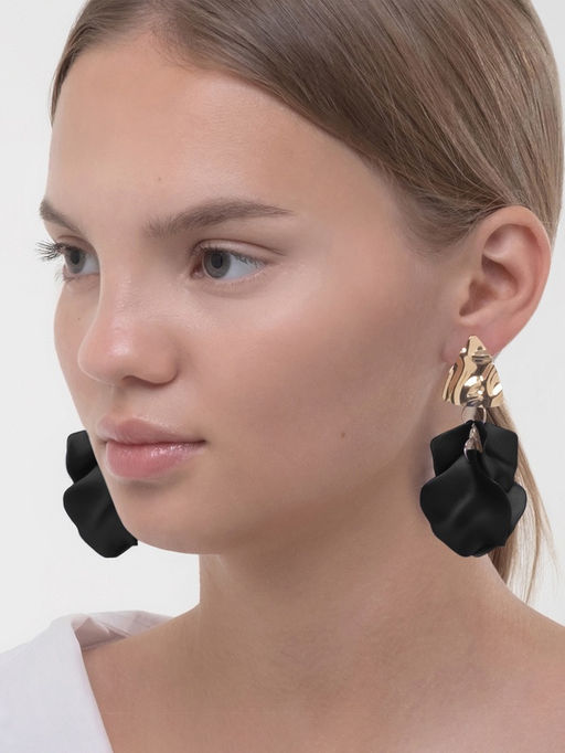 Серьги ассорти «Ветер» мятые треугольники, цвет чёрно-золотой