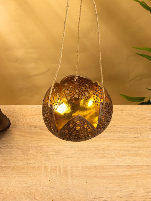 Подсвечник подвесной из кокоса «Бутон», 14×14×10 см, коричнево-золотой