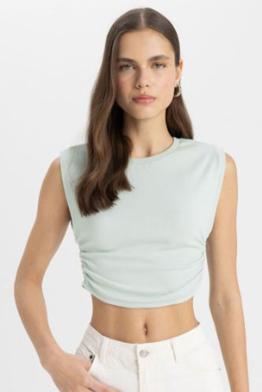 Slim Fit Dar Kesim Bisiklet Yaka Basic Duz Kolsuz Tisort