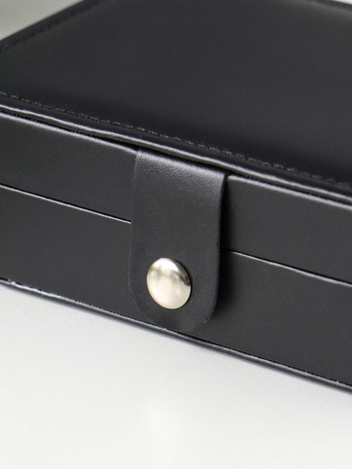 Шкатулка кожзам для украшений "Матовая гладь" чёрная 16,5х11,5х5,5 см